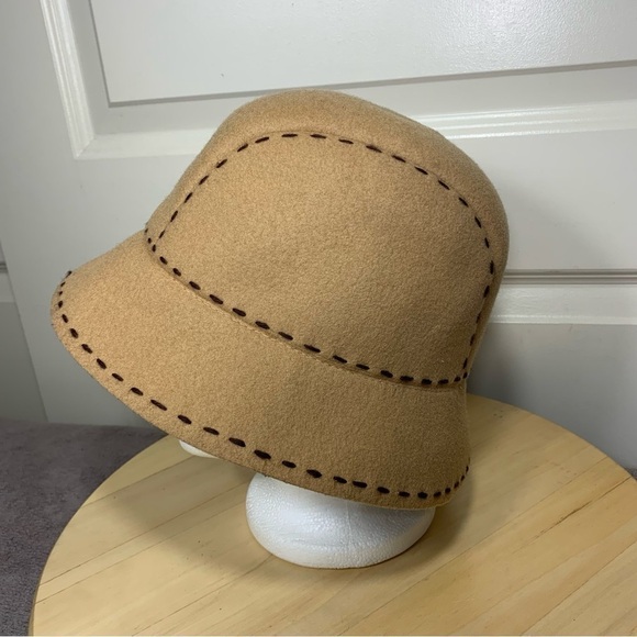 MANTLES Bucket Hat One Size Tan Brown Stitched Details Cloche Minimalist Neutral - Picture 5 of 10
